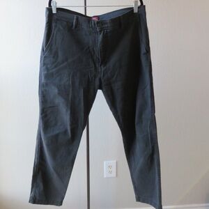 Levi's Men's black Chinos